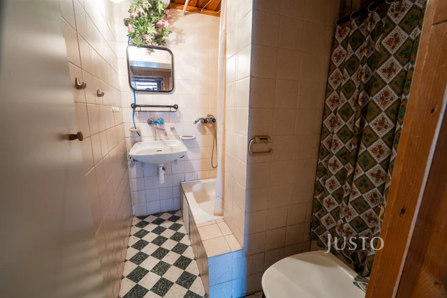 Prodej chaty 55 m² s pozemkem 331 m² + terasa 4 m²