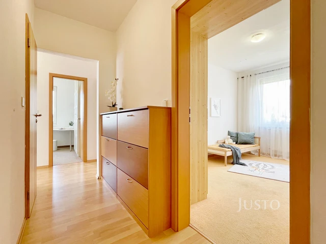 Prodej 4+kk 78 m² + balkón 2 m² + parkování