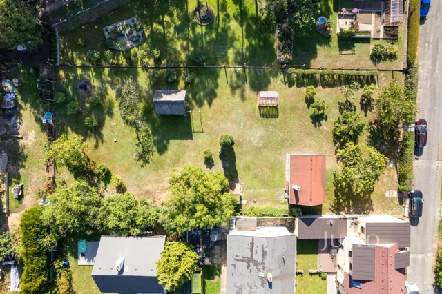 Prodej pozemku 1497 m²