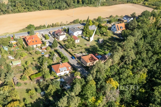 Prodej pozemku 1497 m²