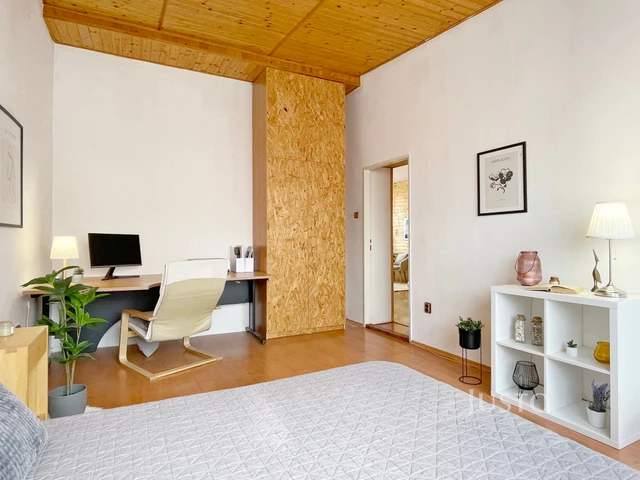 Prodej 4+1 72 m² + terasa 3 m² + lodžie 9 m²