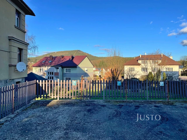 Prodej 2+1 55 m² + parkování