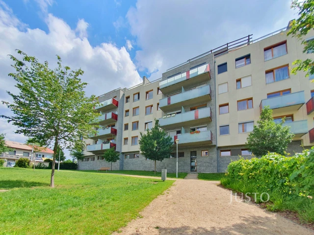 Prodej 3+kk 69 m² + balkón 6 m² + parkování