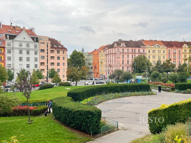 Prodej 2+kk 53 m² + parkování