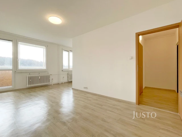 Pronájem 1+1 39 m² + lodžie 6 m²