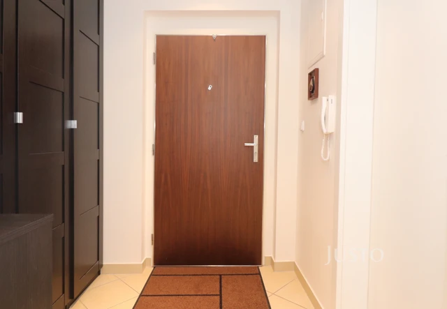 Pronájem 2+kk 59 m² + terasa 7 m² + parkování