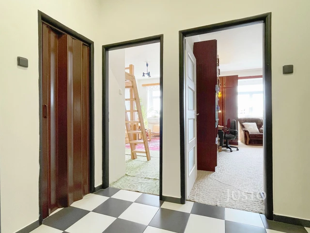 Prodej 2+kk 64 m² + balkón 4 m²