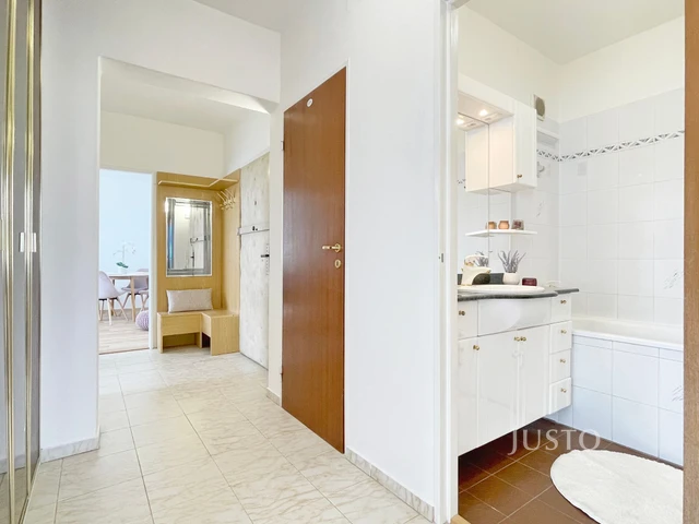 Prodej 4+1 73 m² + lodžie 7 m²