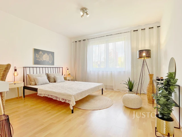 Prodej 4+kk 78 m² + balkón 2 m² + parkování