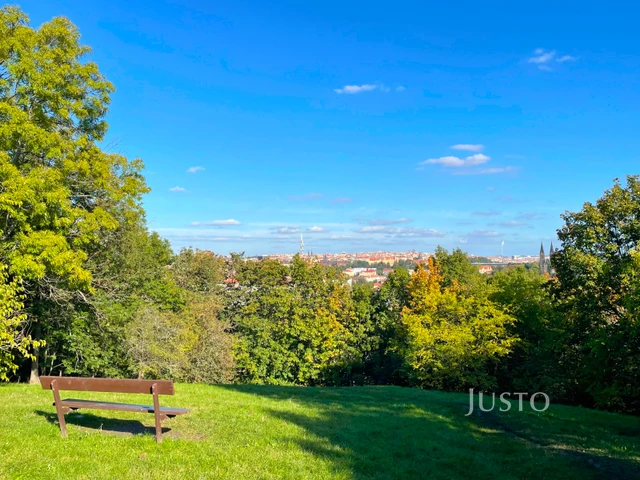 Prodej 2+1 54 m² + parkování