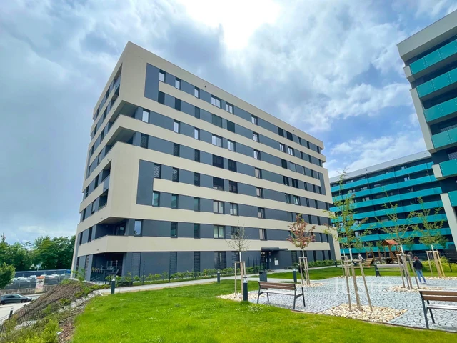 Prodej garsoniéry 33 m² + balkón 7 m²