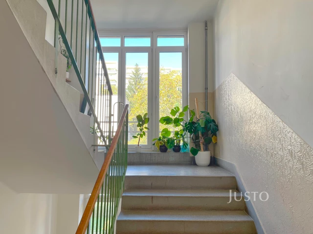 Prodej 2+1 54 m² + parkování