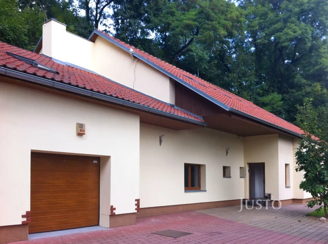 Prodej rodinného domu 250 m² s pozemkem 1168 m²