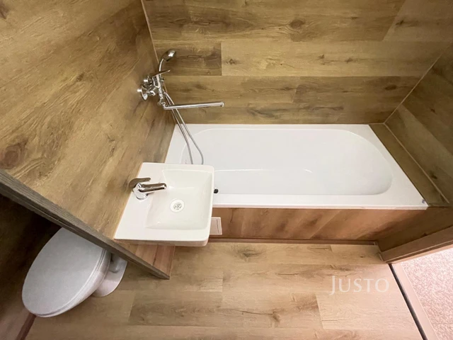 Pronájem 2+1 63 m² + balkón 5 m²