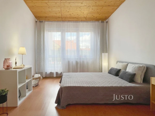 Prodej 4+1 72 m² + terasa 3 m² + lodžie 9 m²