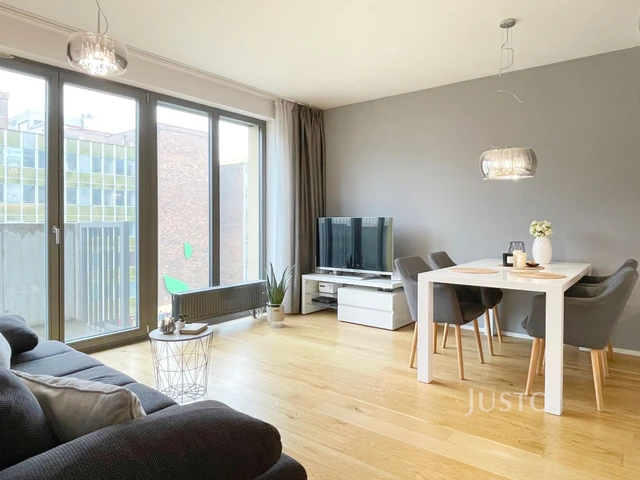 Prodej 2+kk 53 m² + parkování