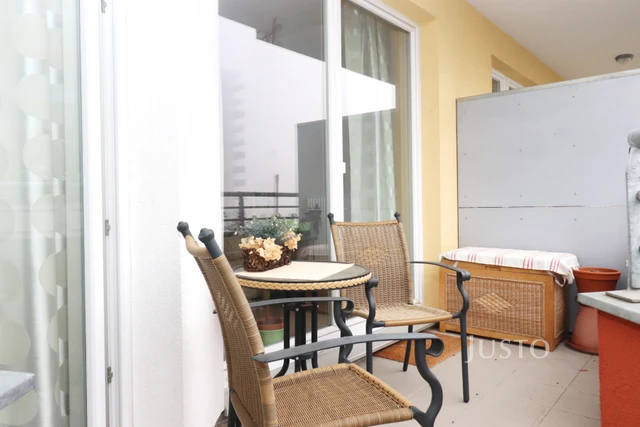 Pronájem 2+kk 59 m² + terasa 7 m² + parkování