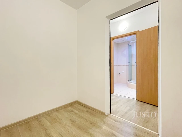 Pronájem 1+1 39 m² + lodžie 6 m²