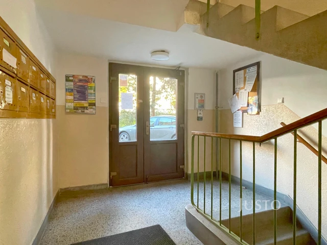 Prodej 2+1 54 m² + parkování