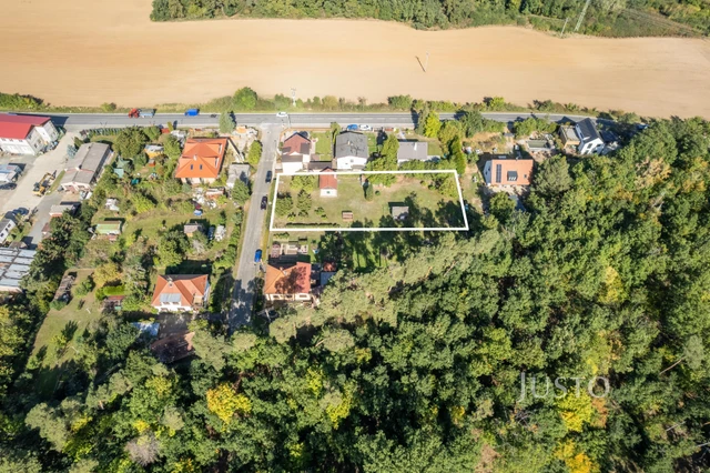 Prodej pozemku 1497 m²