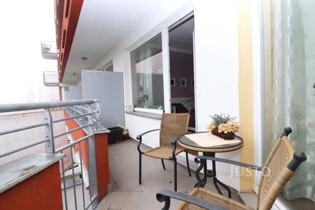 Pronájem 2+kk 59 m² + terasa 7 m² + parkování