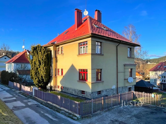 Prodej 2+1 55 m² + parkování