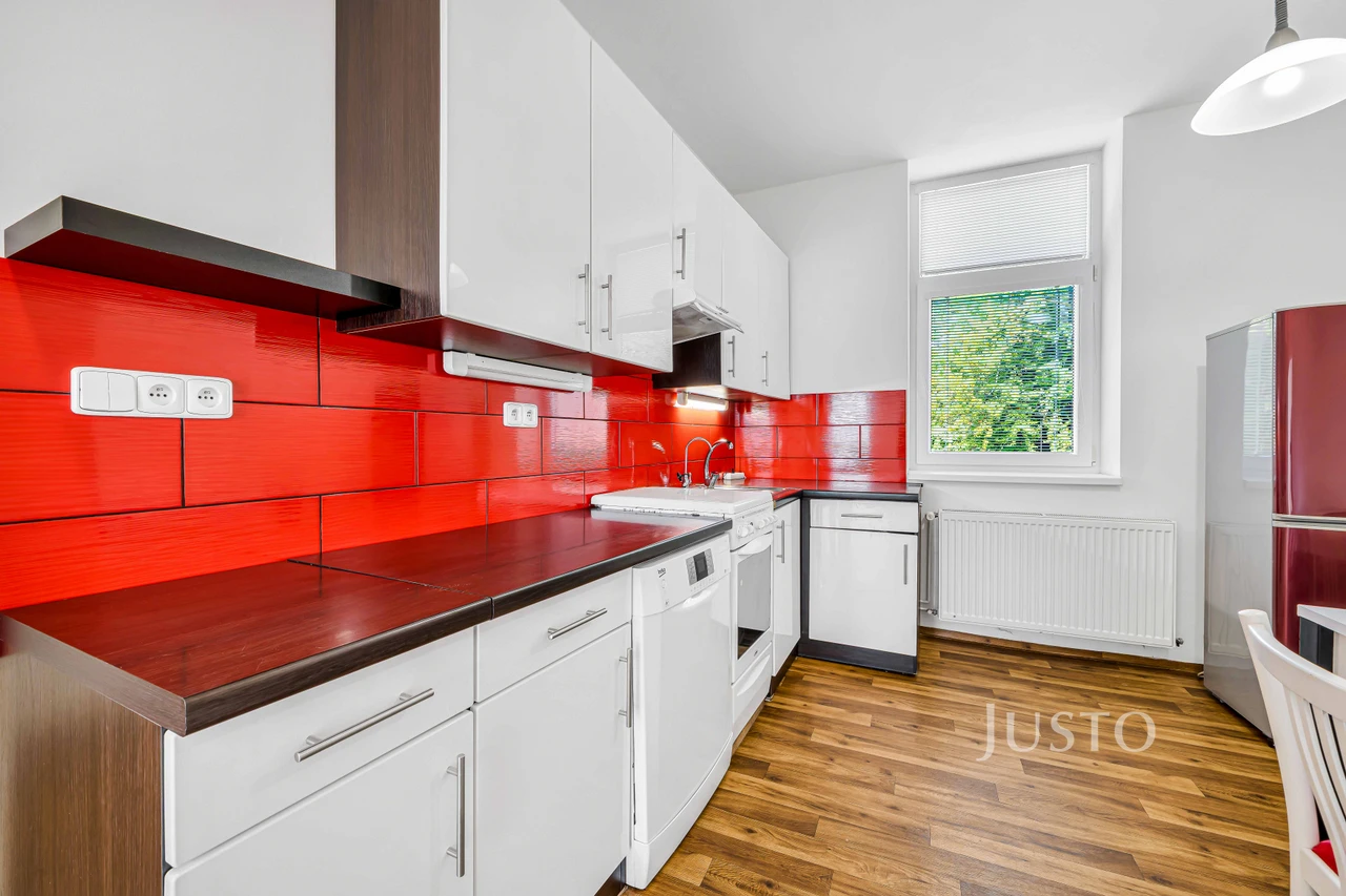 Prodej 1+1 56 m² + zahrada 430 m² + parkování