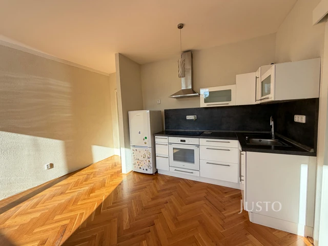 Pronájem 2+kk 42 m²