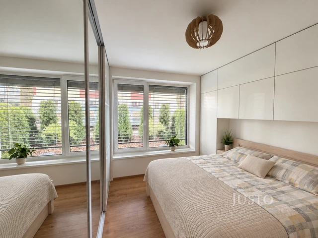 Pronájem 2+kk 47 m² + zahrada + parkování