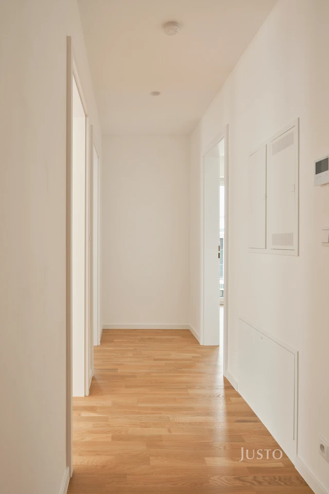 Prodej 2+kk 58 m² + zahrada 115 m² + terasa 15 m² + parkování