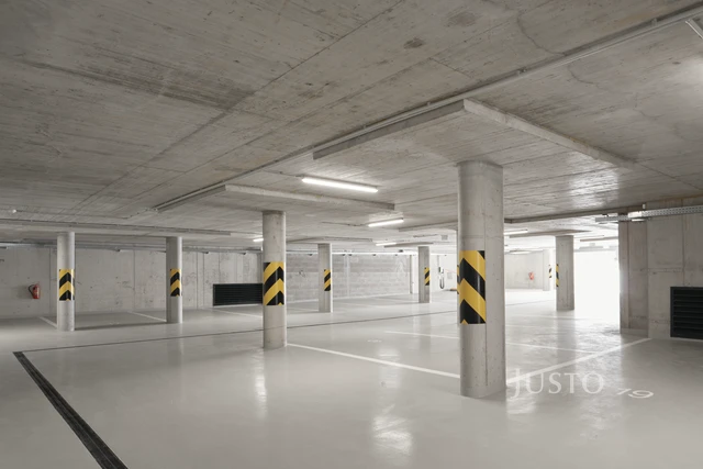Prodej 2+kk 58 m² + zahrada 115 m² + terasa 15 m² + parkování