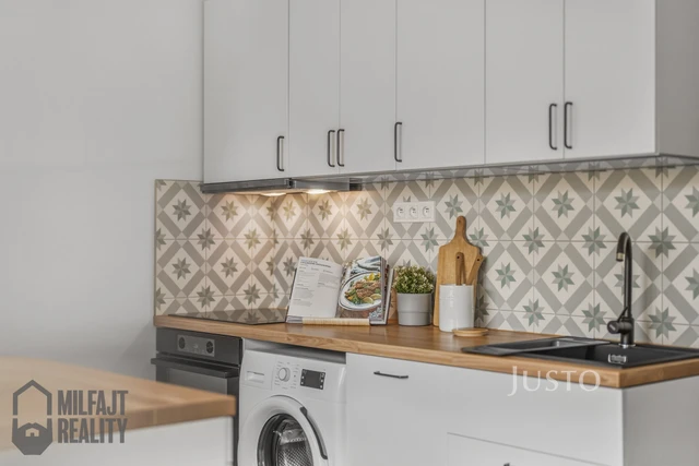 Prodej 2+kk 41 m² + lodžie