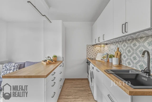 Prodej 2+kk 41 m² + lodžie