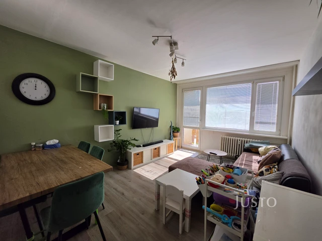 Pronájem 3+1 67 m² + lodžie + parkování