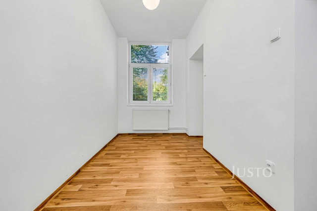 Prodej 1+1 56 m² + zahrada 430 m² + parkování