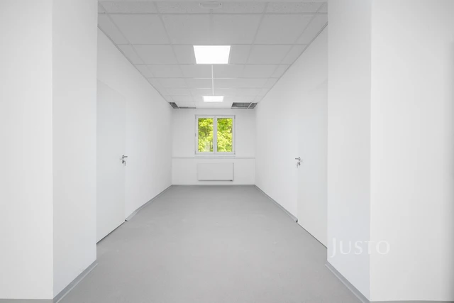 Pronájem kanceláří 30 m²