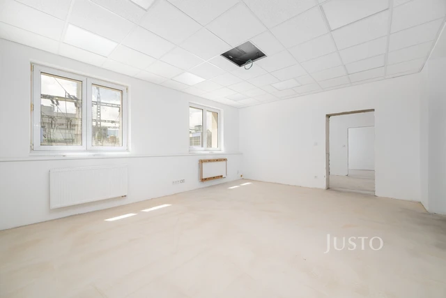 Pronájem kanceláří 30 m²