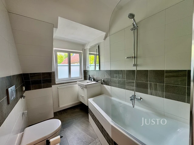 Pronájem 2+1 45 m² + parkování