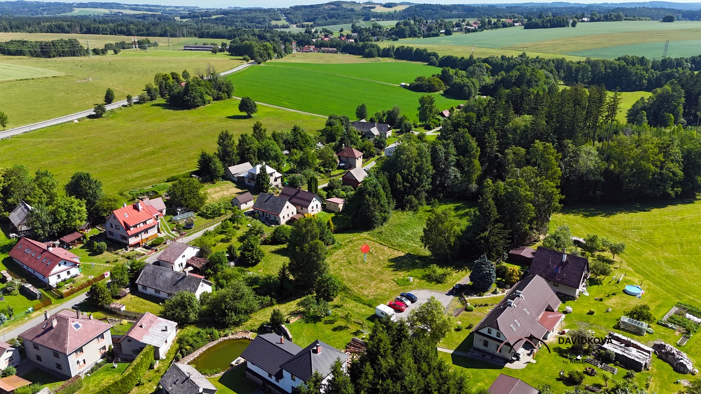 Prodej stavebního pozemku 980 m2 v klidné části obce Benátky - Ždírec nad Doubravou — fotografie 4