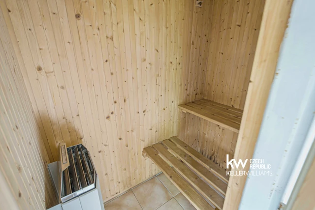 Prodej chaty 57 m² s pozemkem 431 m² + balkón