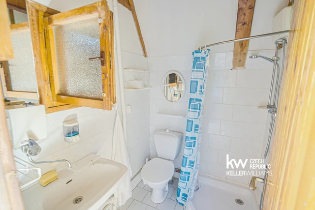 Prodej chaty 57 m² s pozemkem 431 m² + balkón
