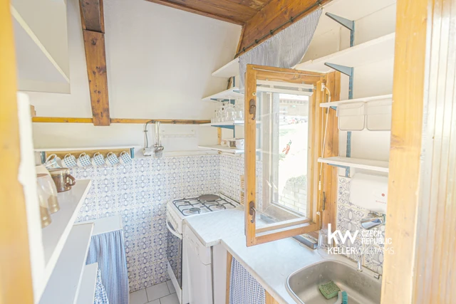Prodej chaty 57 m² s pozemkem 431 m² + balkón