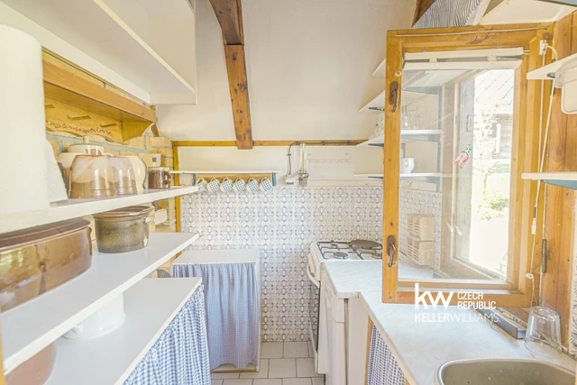 Prodej chaty 57 m² s pozemkem 431 m² + balkón