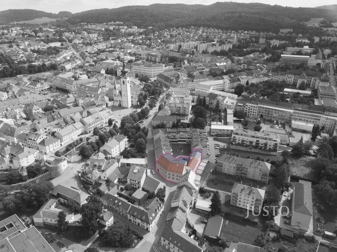 Prodej 4+kk 141 m² + terasa 33 m² + parkování