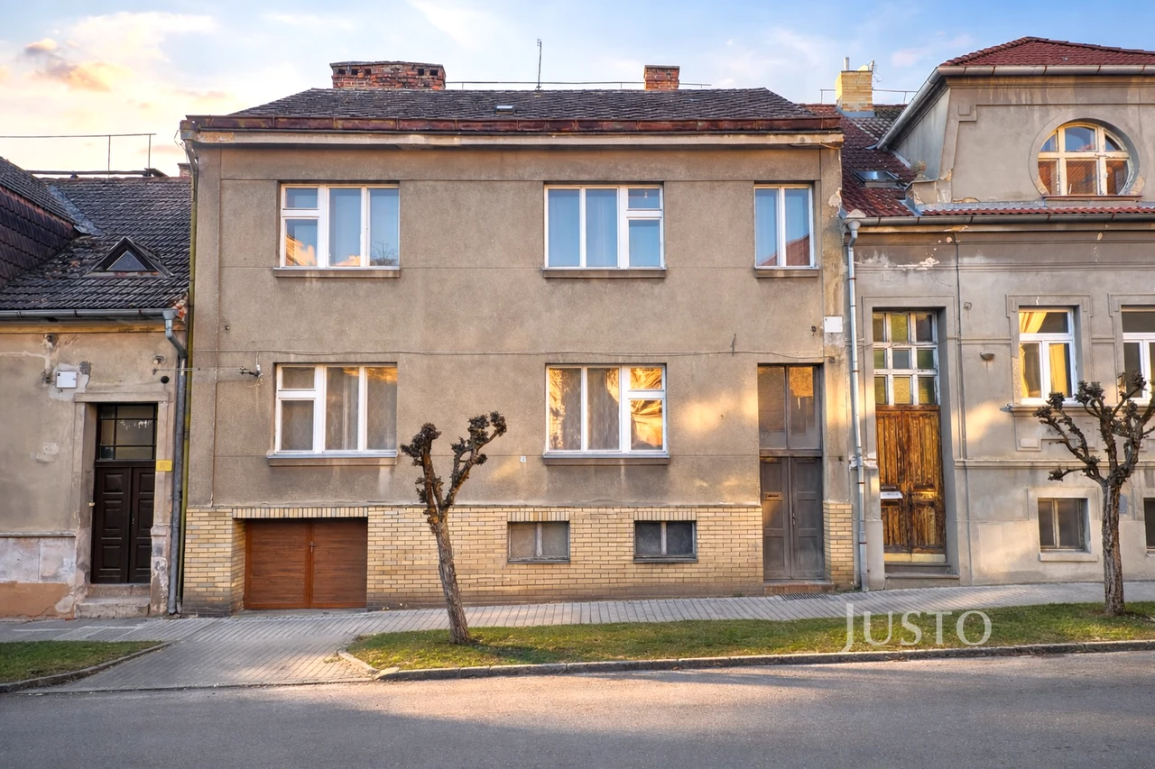 Prodej rodinného domu 160 m² s pozemkem 815 m²