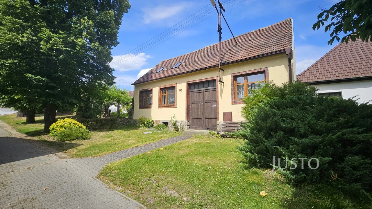 Prodej rodinného domu 156 m² s pozemkem 459 m²