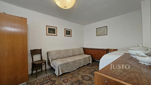 Prodej rodinného domu 64 m² s pozemkem 4501 m²