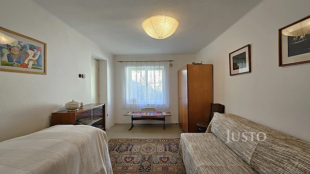 Prodej rodinného domu 64 m² s pozemkem 4501 m²