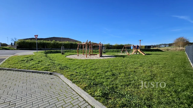 Prodej rodinného domu 64 m² s pozemkem 4501 m²