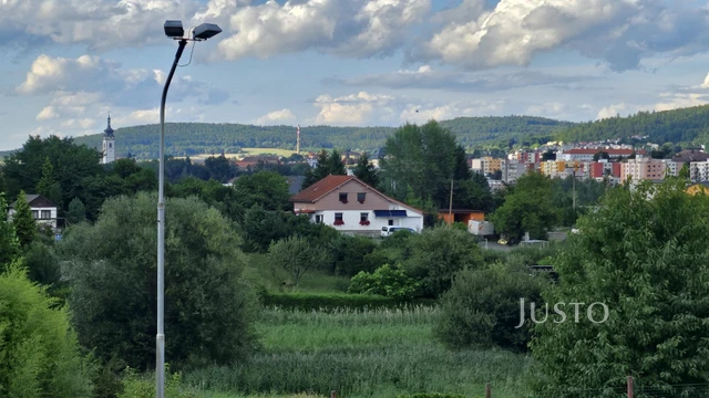 Prodej 3+kk 84 m² + zahrada 230 m² + terasa 21 m² + parkování